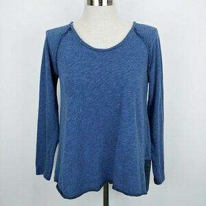 2/$30 Soft Surroundings Sweatshirt M Blue Raglan Sleeve Jersey Knit Raw Hem